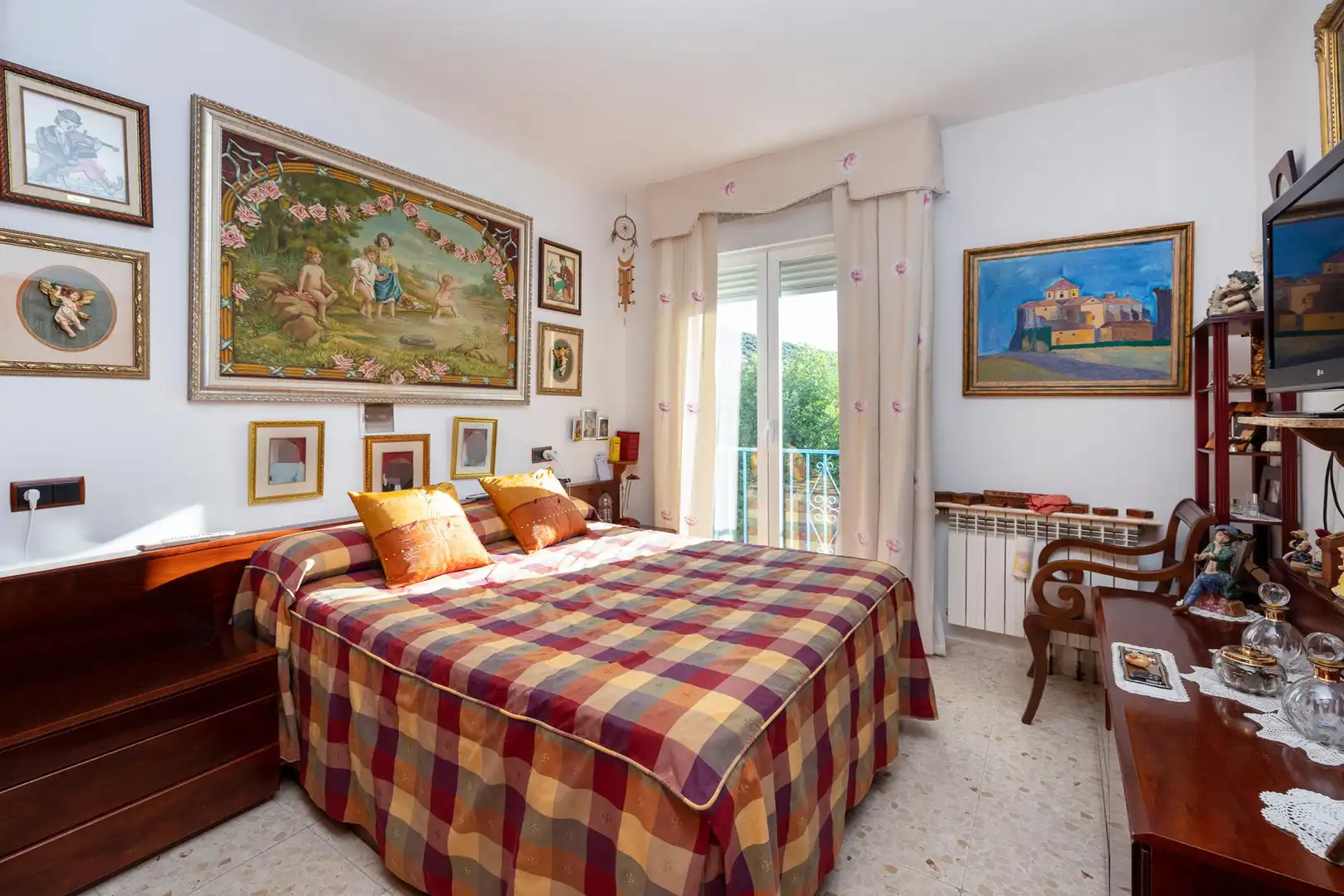Schlafzimmer von Einfamilien-Reihenhaus zum Verkauf in Benalúa de las Villas mit Balkon