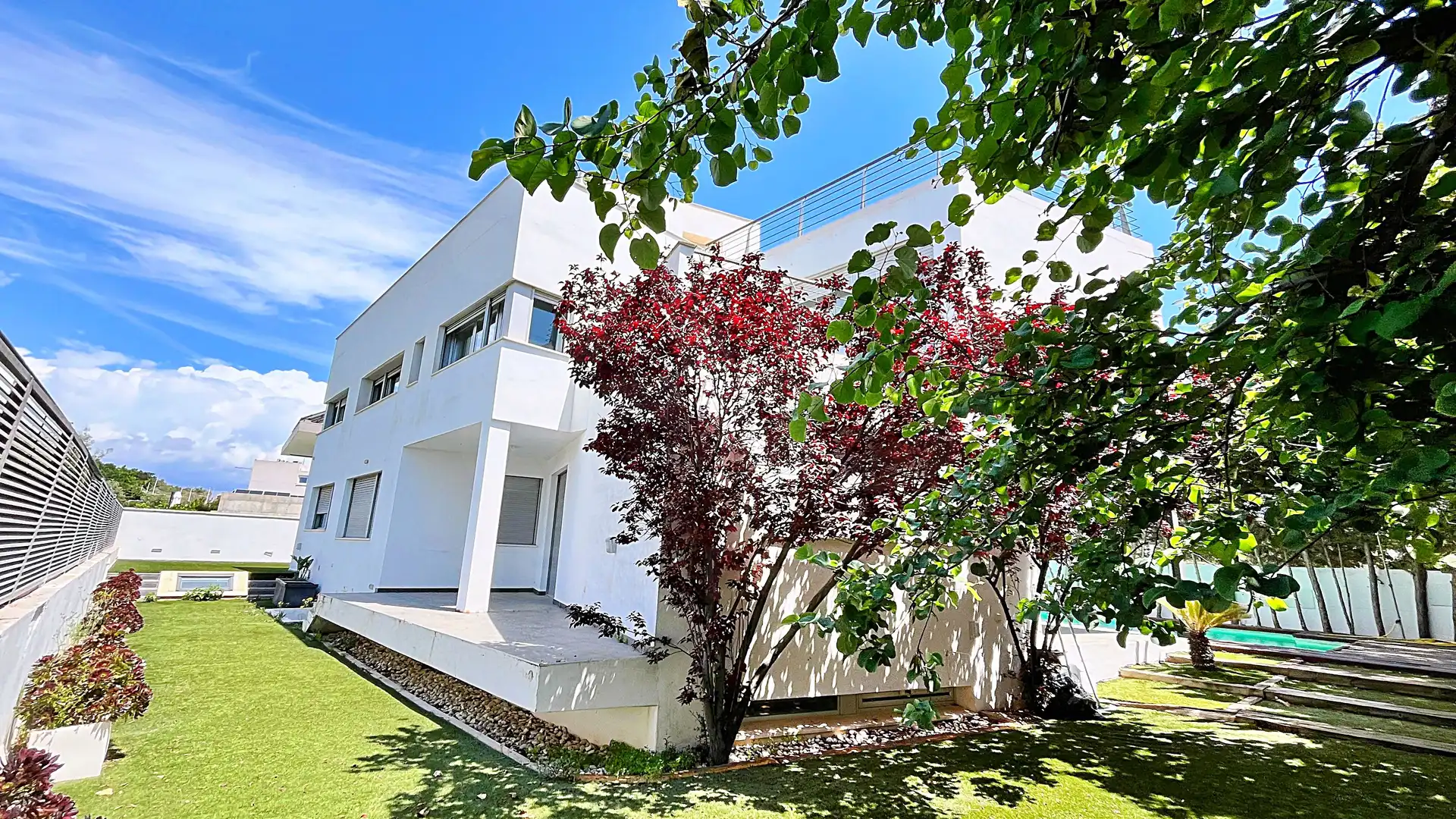 Maison avec piscine à louer à Calle Fotografo Francisco Cano 82 82