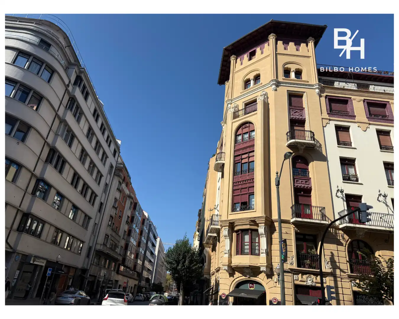 Vista exterior de Oficina en venta en Abando - Albia