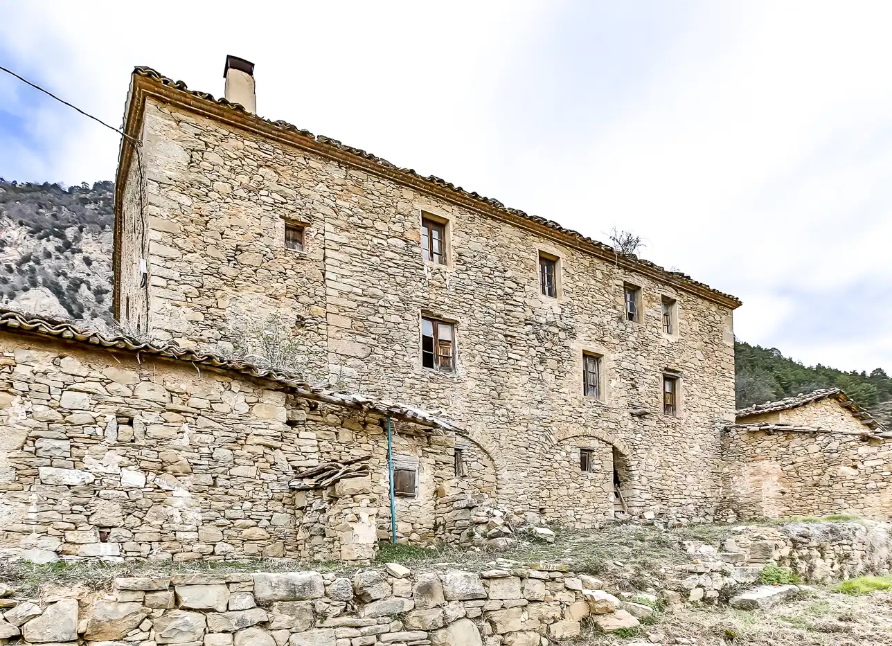 Vista exterior de Finca rústica en venda en Castell de l'Areny
