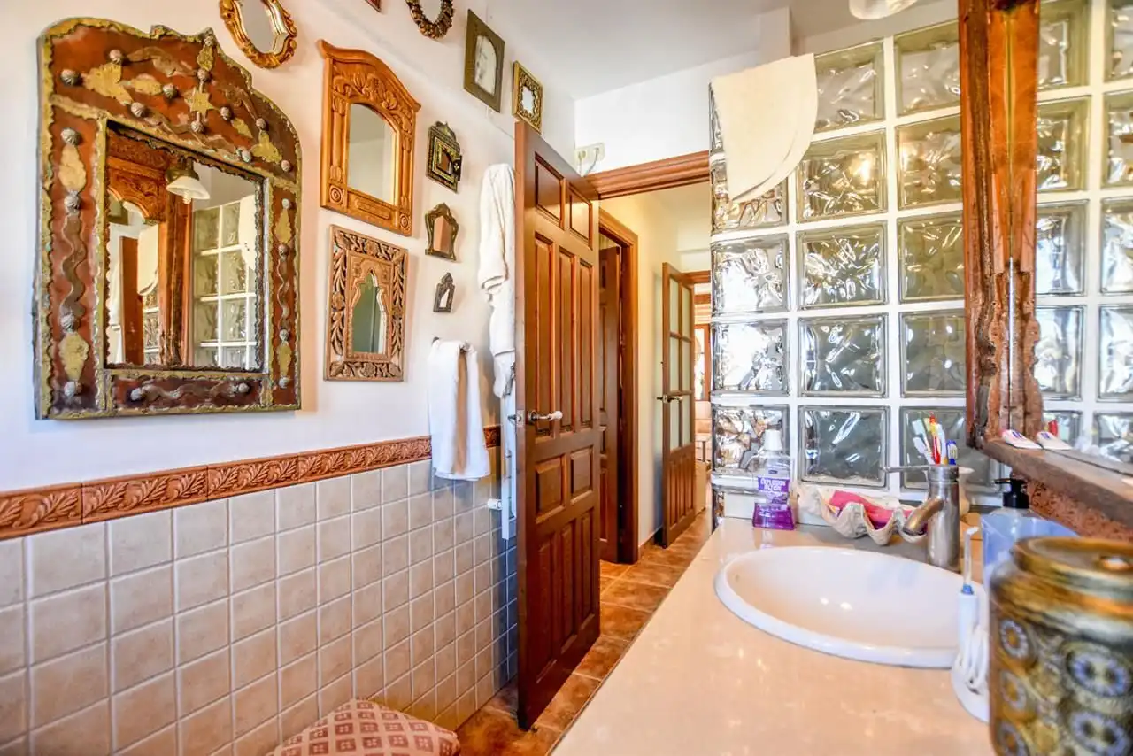 Bathroom of Commercial properties for sale in Pulpí