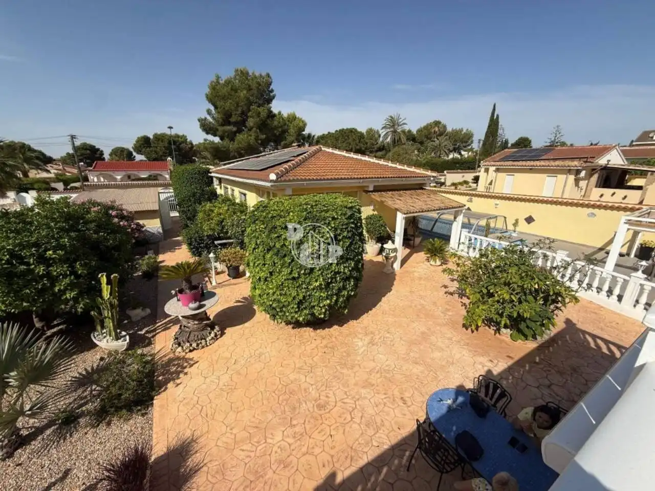 Jardí de Casa o xalet en venda en Pilar de la Horadada amb Jardí privat, Piscina i Moblat