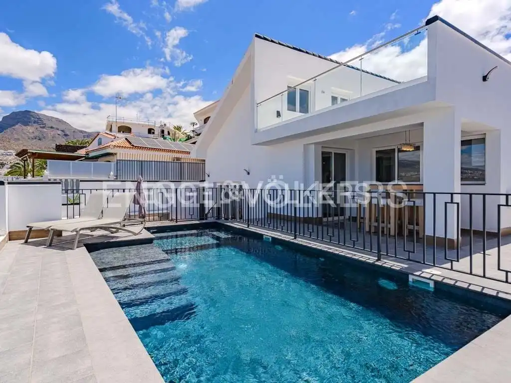 Casa con piscina in vendita a Costa Adeje, imagen 2