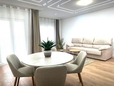 Piso con balcón en venta en Calle MANUEL PEREZ RUIZ