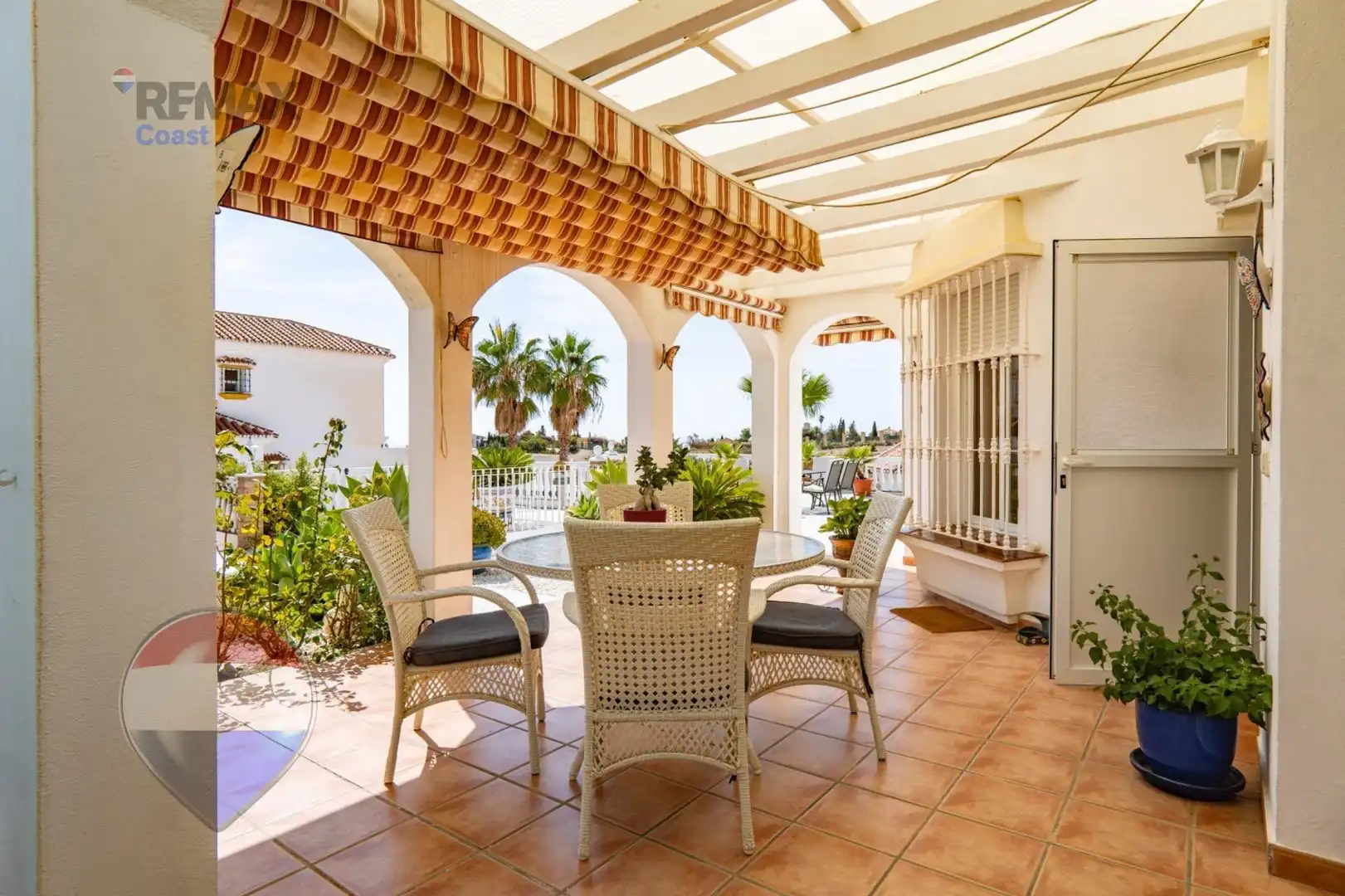 Terrassa de Casa o xalet en venda en Benajarafe