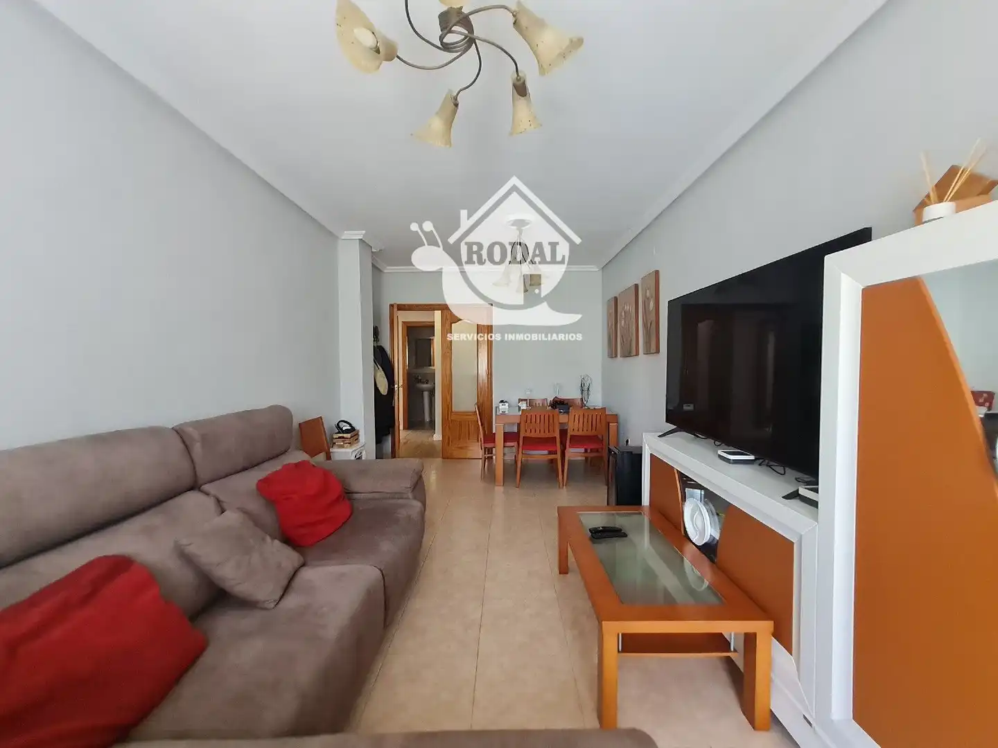 Sala de estar de Piso en venta en Huércal de Almería con Aire acondicionado, Calefacción y Parquet