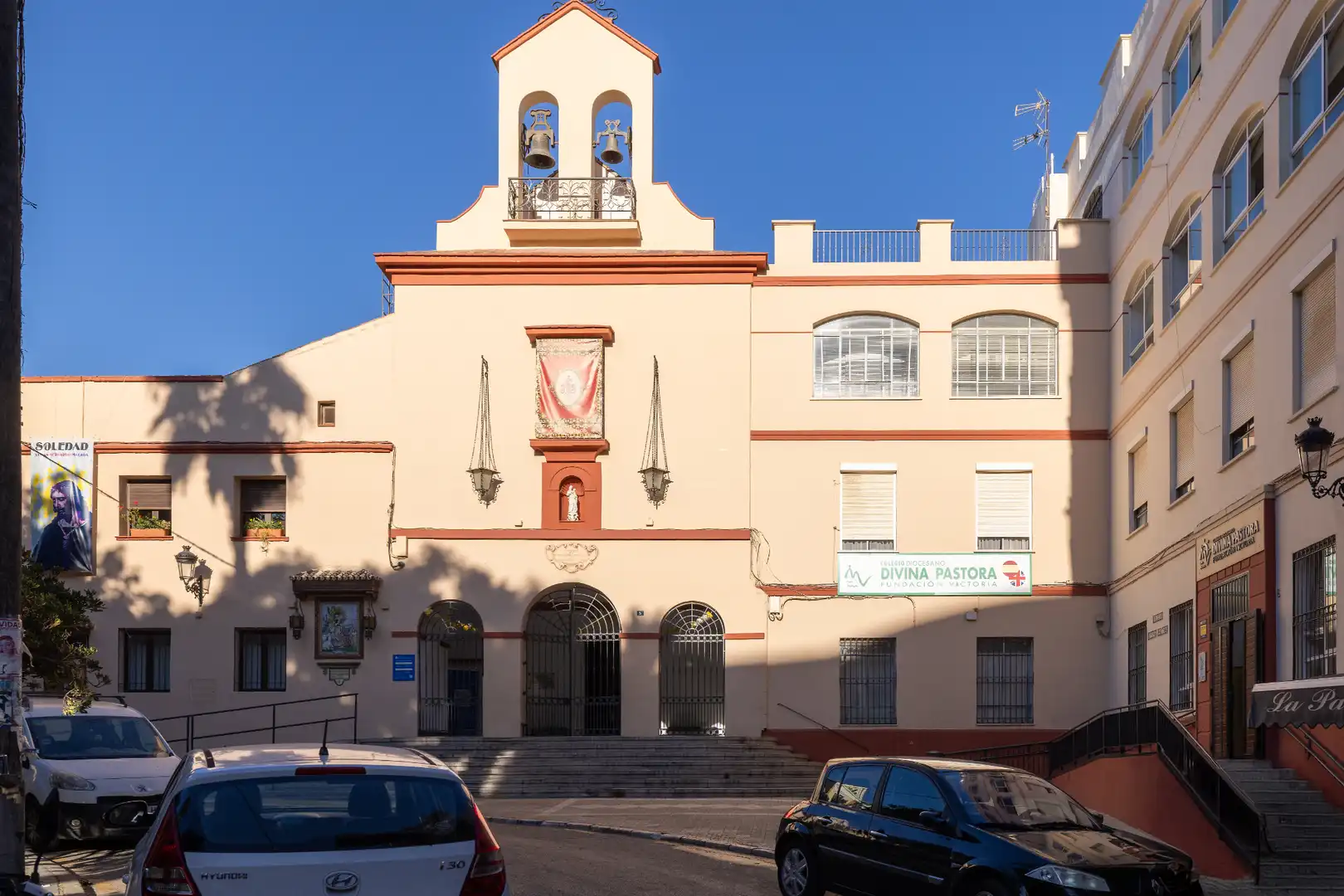 Pis en venda a Calle Eduardo Domínguez Ávila, El Molinillo - Capuchinos