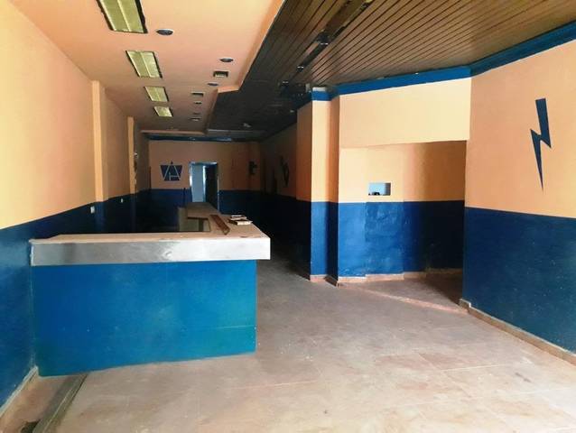 Local comercial en Venta en Calle del Obispo Tajón en Ciudad Jardín - Parque Roma