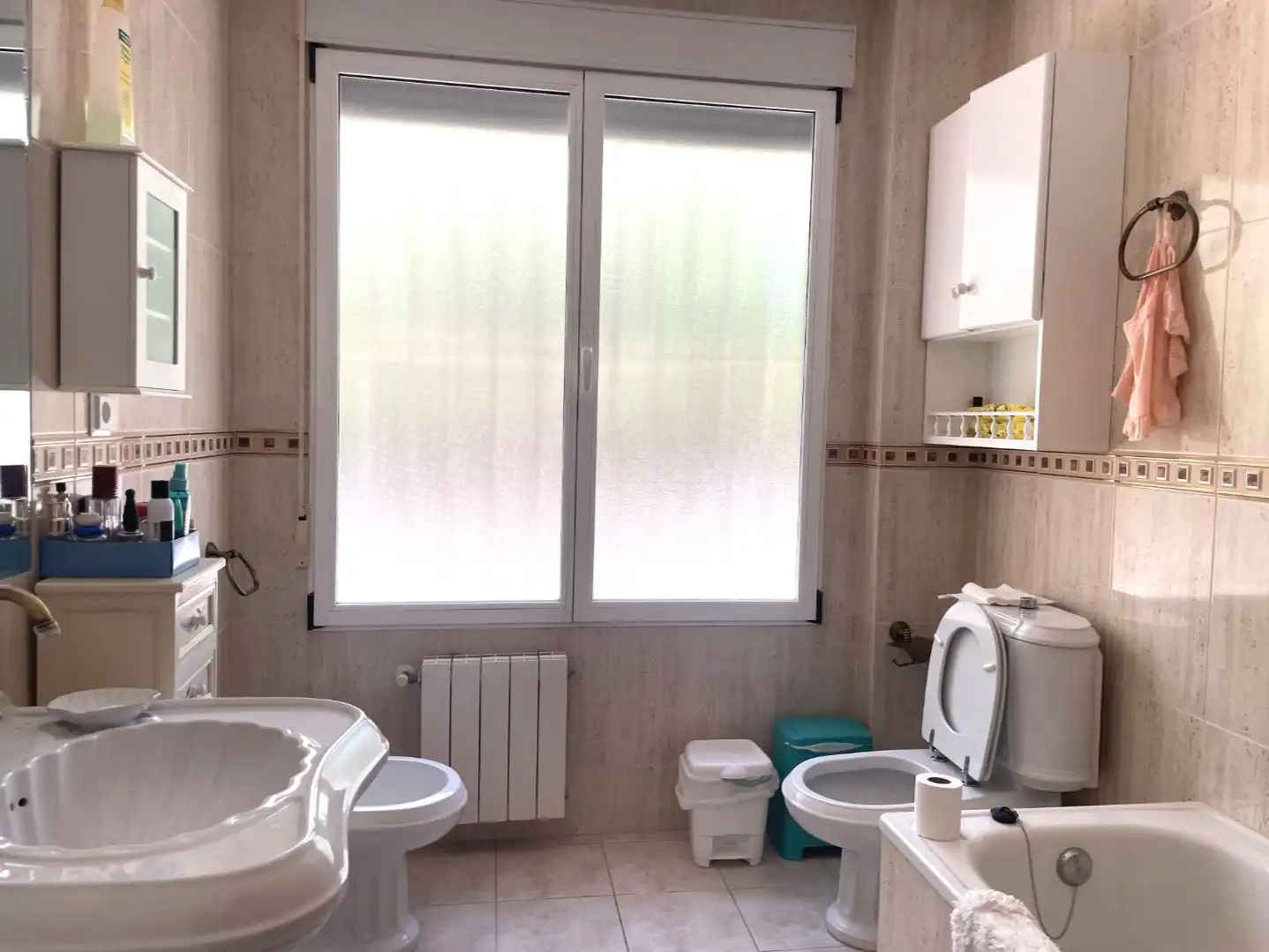 Bany de Casa o xalet en venda en Cocentaina amb Aire condicionat, Terrassa i Piscina