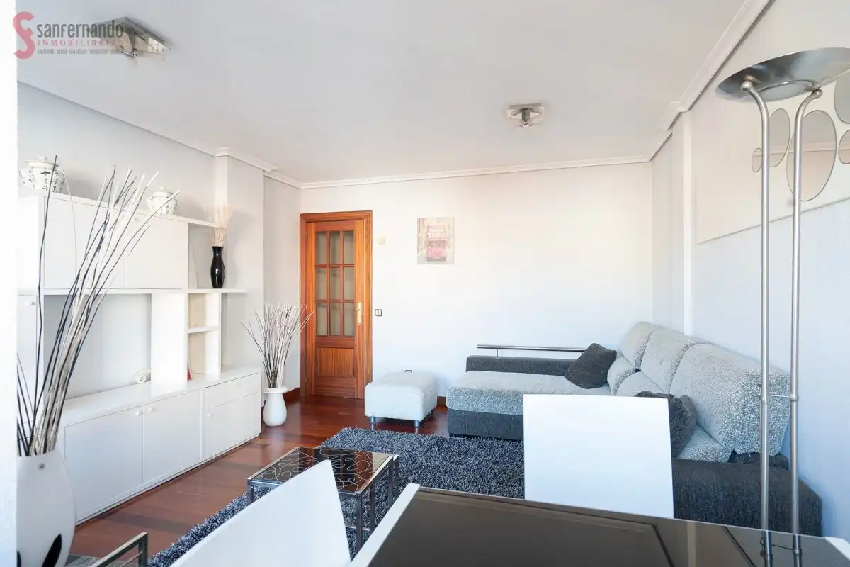 Sala de estar de Apartamento en venta en Santander con Calefacción, Parquet y Trastero
