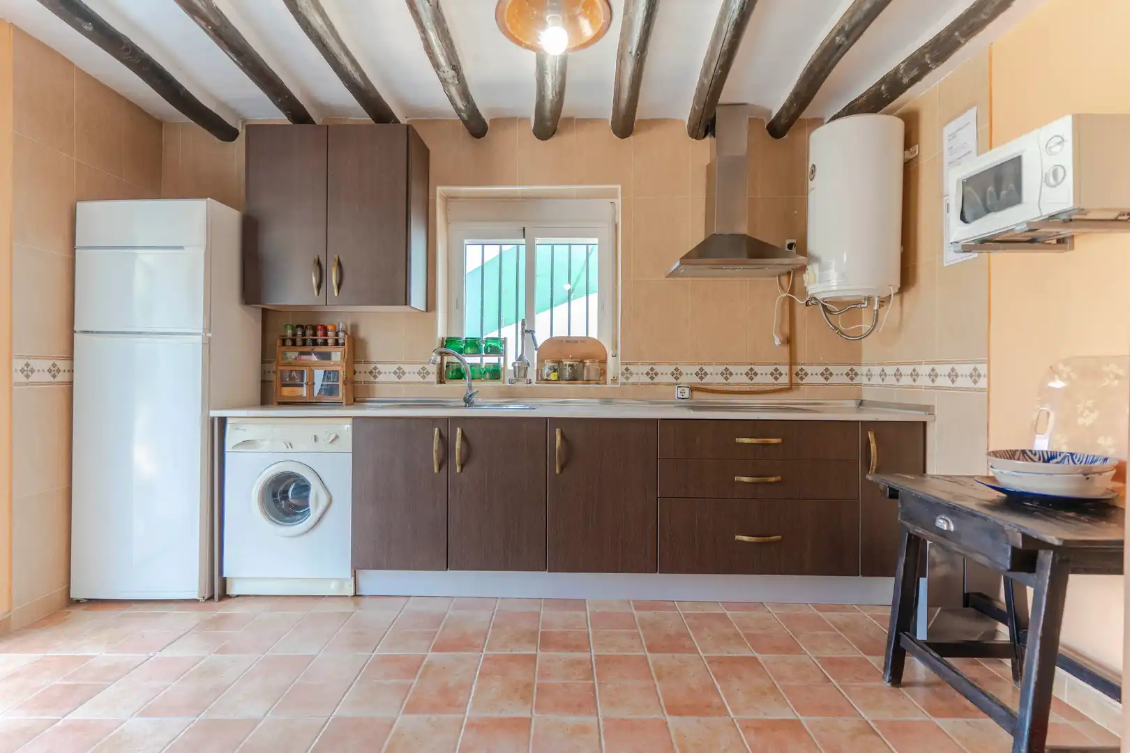 Cocina de Casa o chalet en venta en Colomera con Jardín privado, Trastero y Piscina