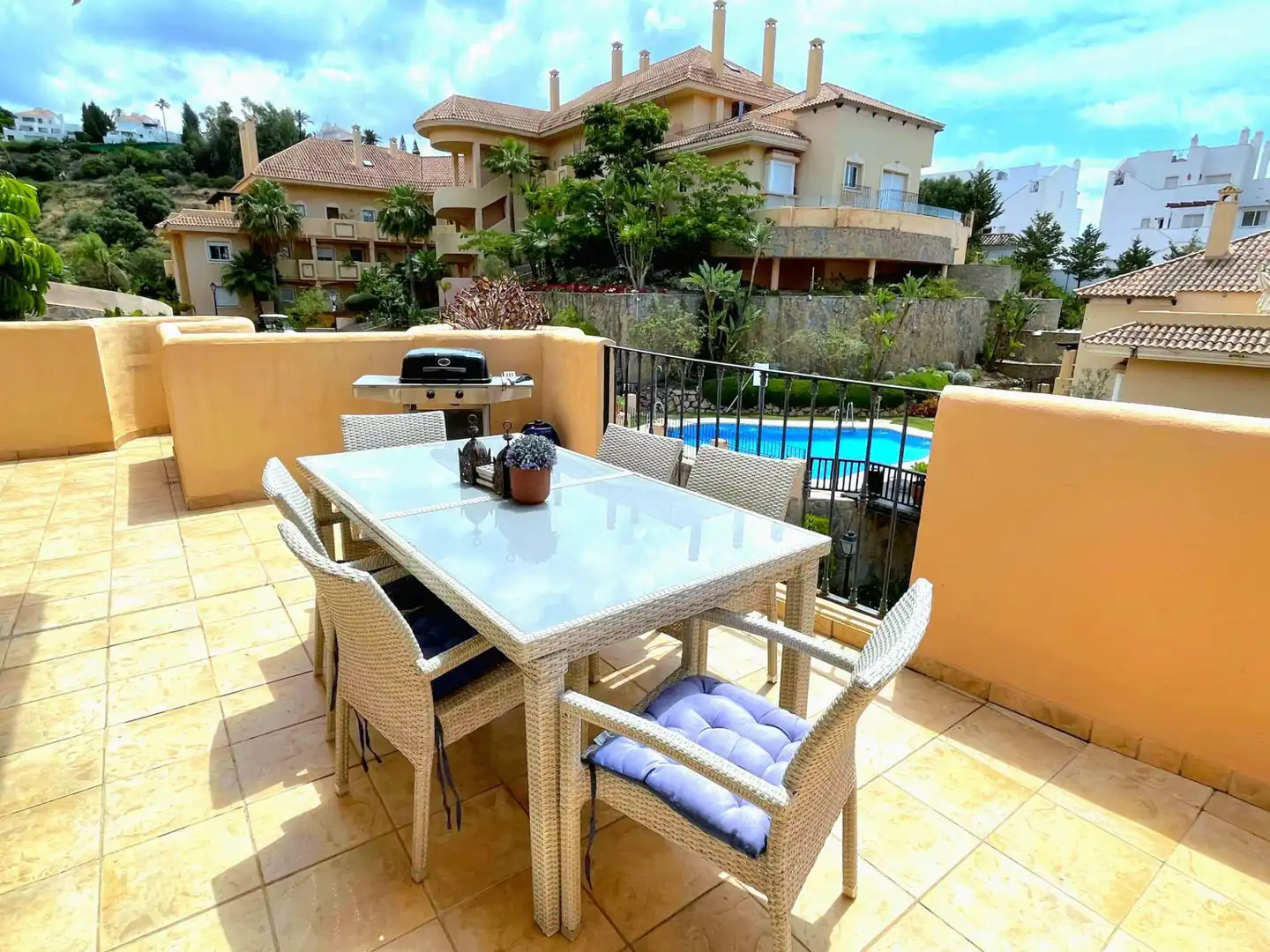 Apartment with pool for sale in Nueva Andalucía, imagen 8