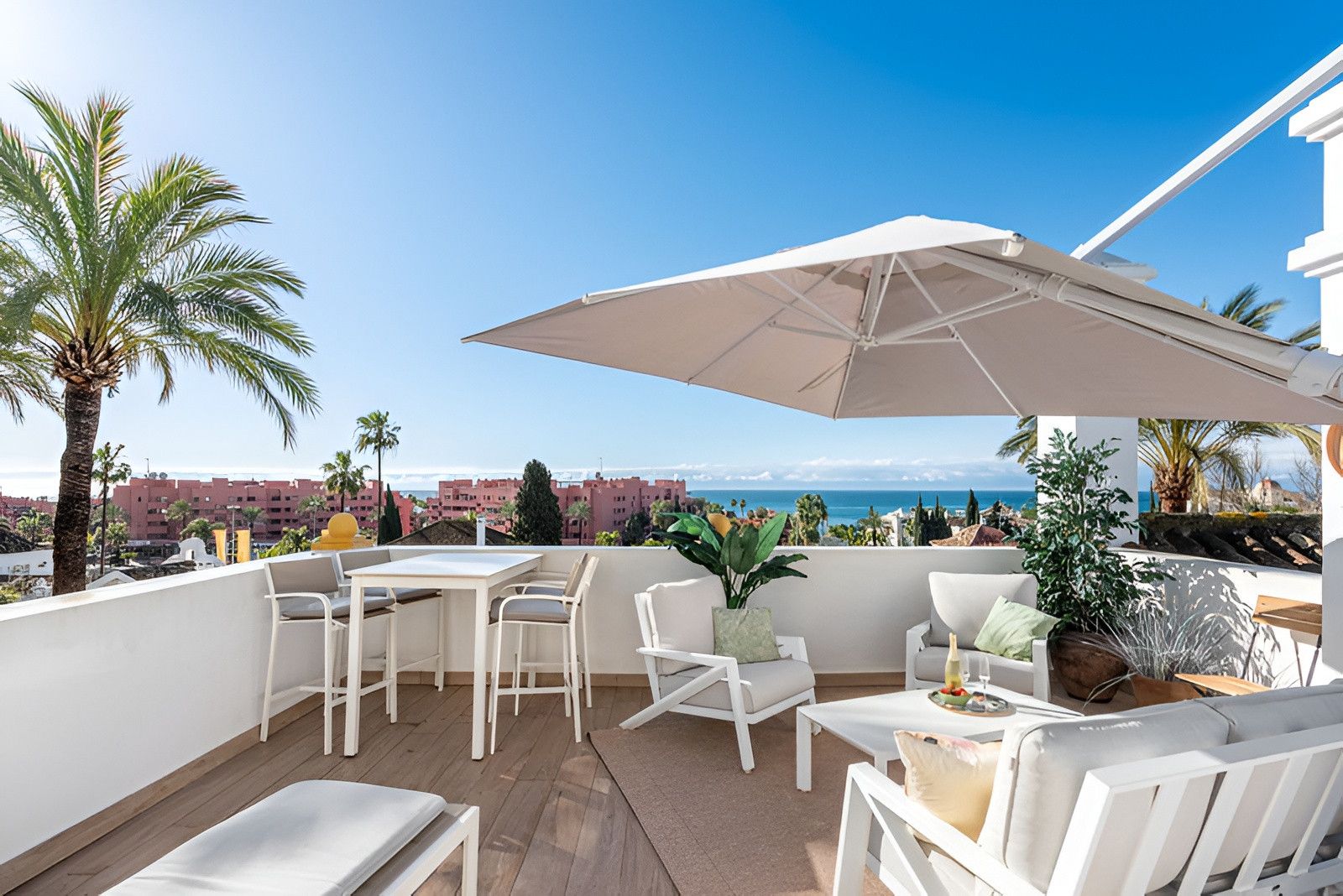 Terraza de Casa adosada en venta en Estepona con Aire acondicionado, Terraza y Trastero