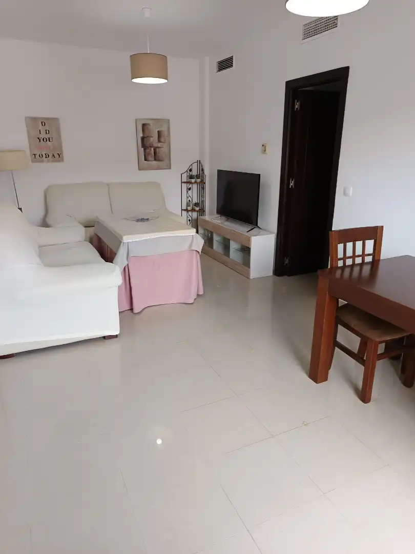 Sala de estar de Piso de alquiler en Lucena con Aire acondicionado, Calefacción y Jardín privado
