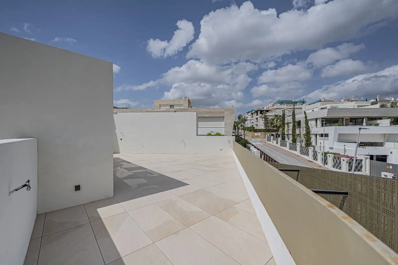 Terraza de Apartamento en venta en Marbella con Aire acondicionado, Terraza y Trastero