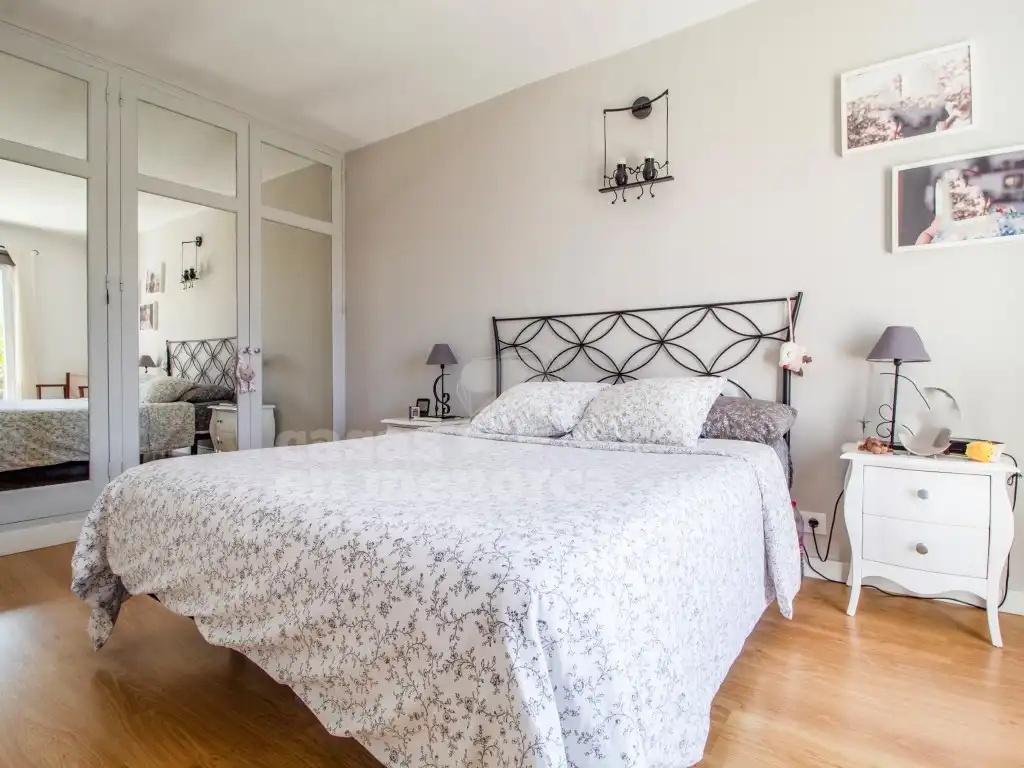 Country homes for sale in Cala Blanca