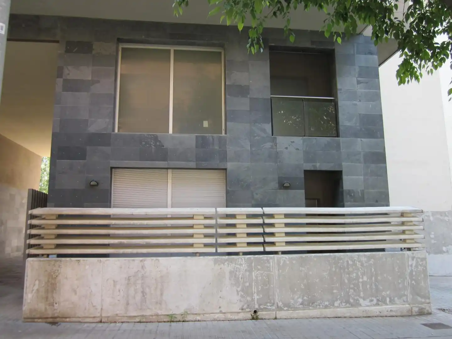 Außenansicht von Maisonette zur Miete in  Barcelona Capital mit Klimaanlage, Heizung und Ofen