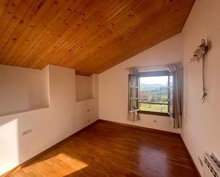 Dormitori de Casa o xalet en venda en Vitoria - Gasteiz amb Terrassa i Traster