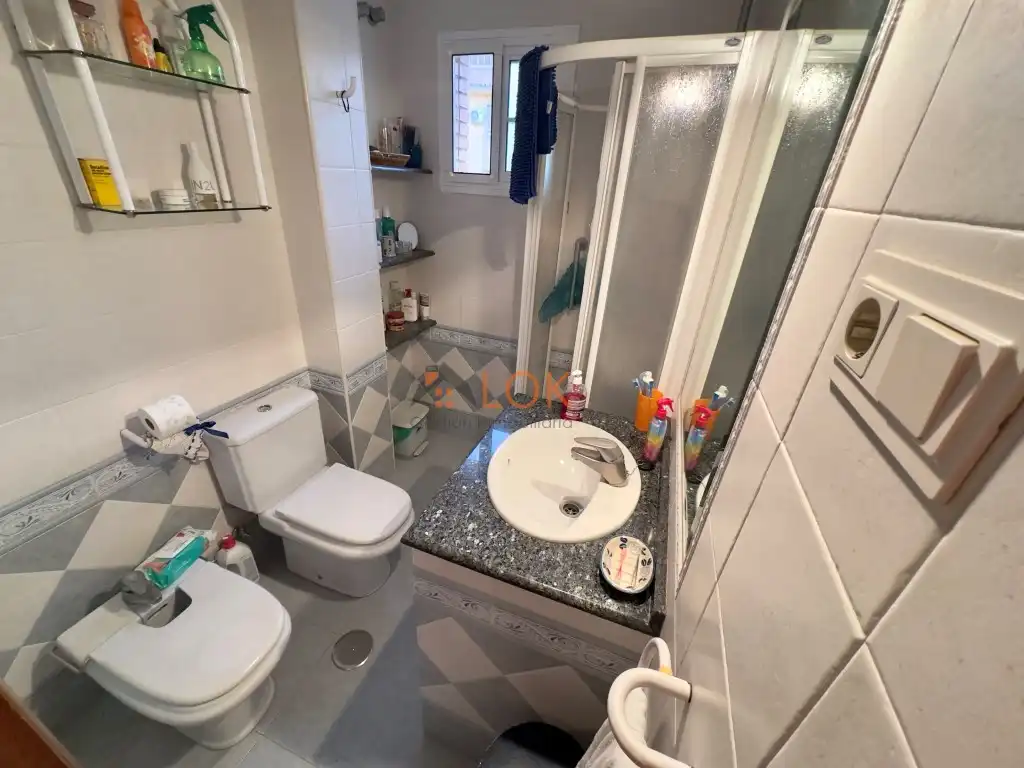 Bany de Pis en venda en Málaga amb Aire condicionat i Terrassa