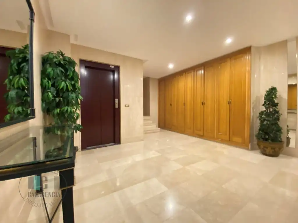 Duplexes for sale in Calle Poeta Verdaguer, Hospital - Plaza del Real