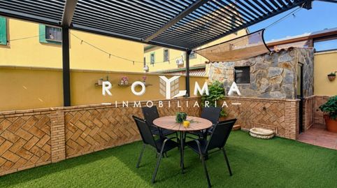 Foto 4 de Casa adosada en venta en Avenida de Europa, Montequinto