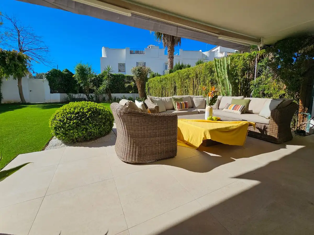 Terrassa de Apartament de lloguer en Marbella amb Aire condicionat, Moblat i TV