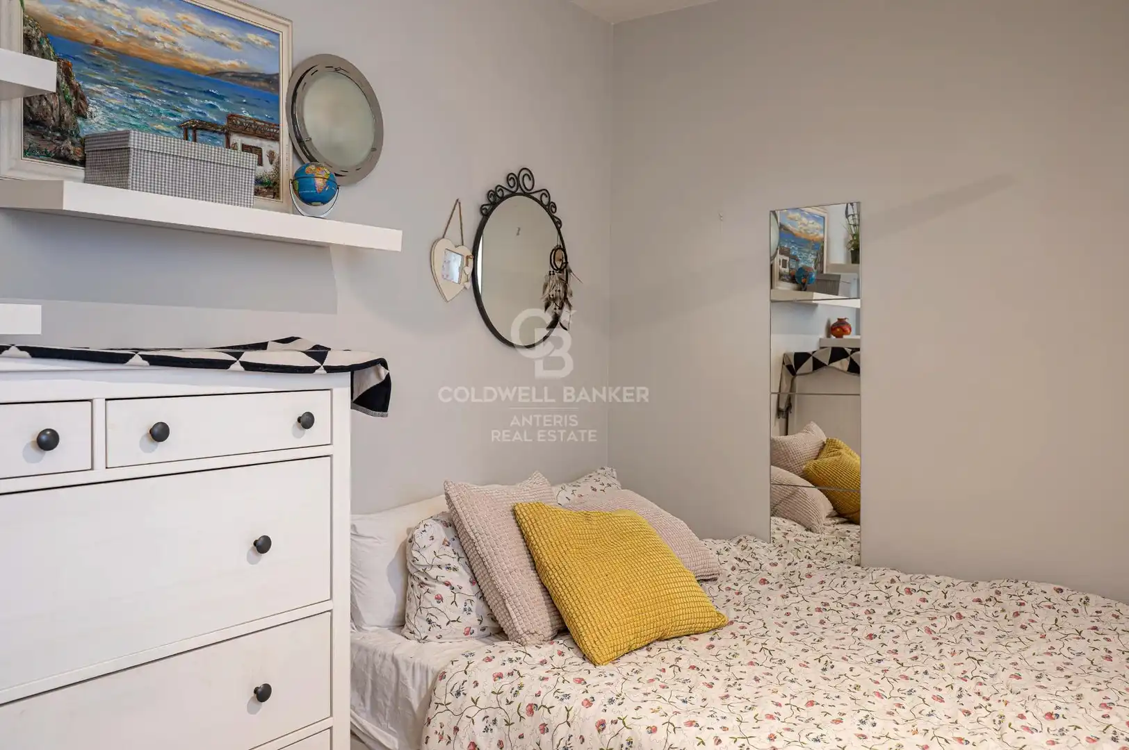 Bedroom of Attic for sale in Badalona  with Air Conditioner, Heating and Terrace