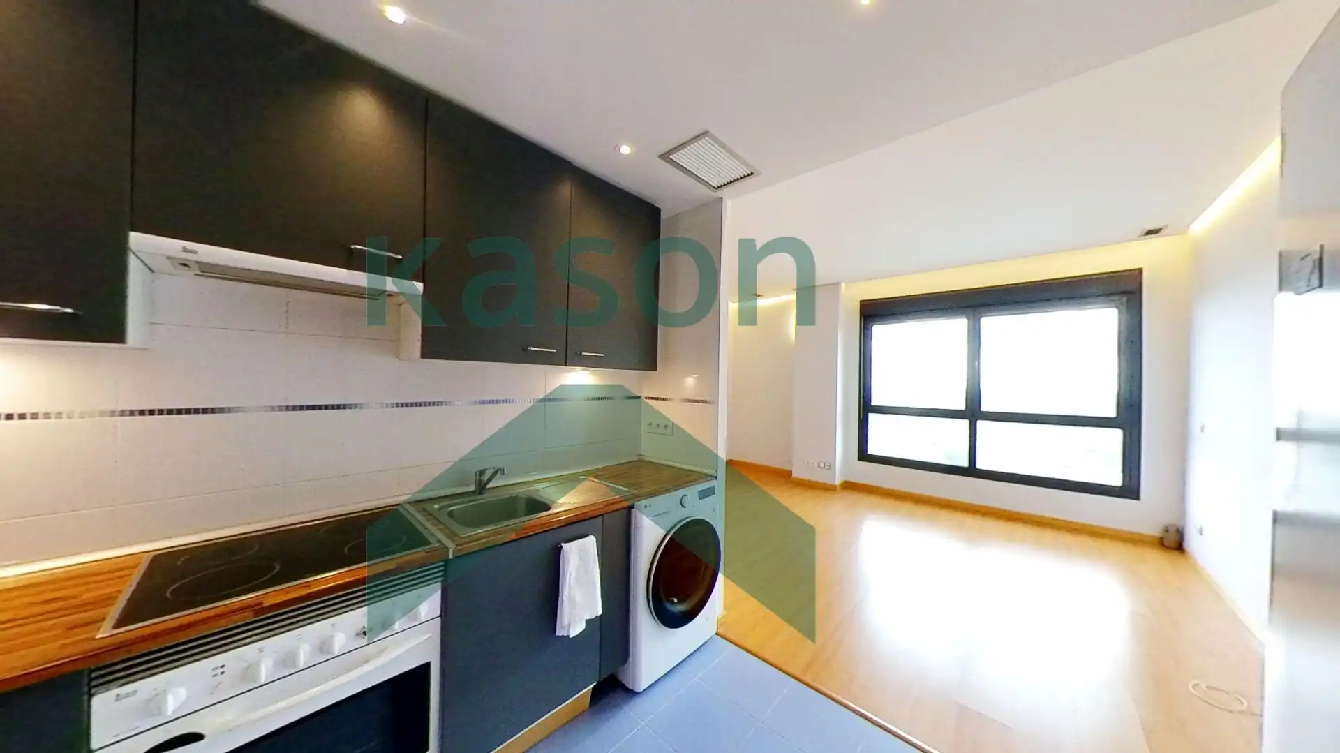 Cocina de Estudio en venta en Madrid con Aire acondicionado, Calefacción y Trastero