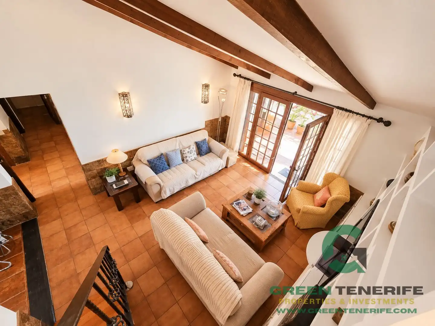 Sala d'estar de Casa o xalet en venda en San Miguel de Abona amb Aire condicionat, Terrassa i Piscina
