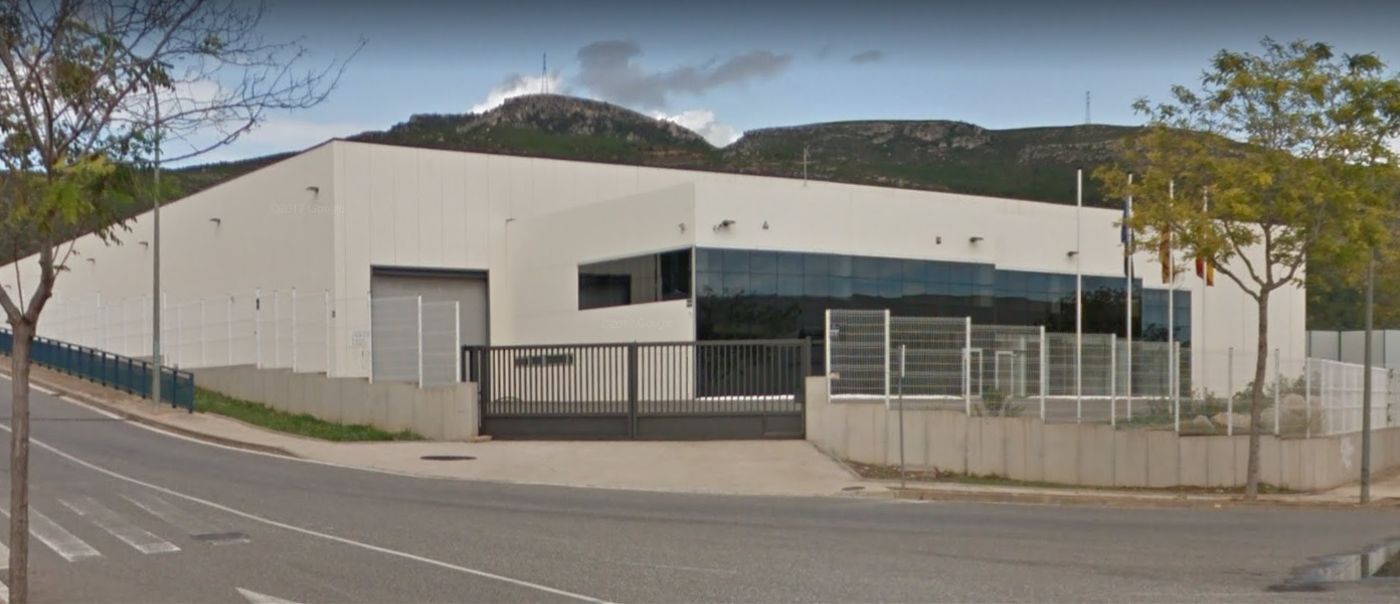 Vista exterior de Nau industrial de lloguer en Alcover amb Calefacció