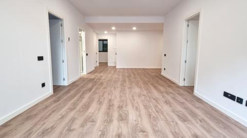 Foto 2 de Piso de alquiler en Avinguda de Martí Pujol, Centre, Barcelona