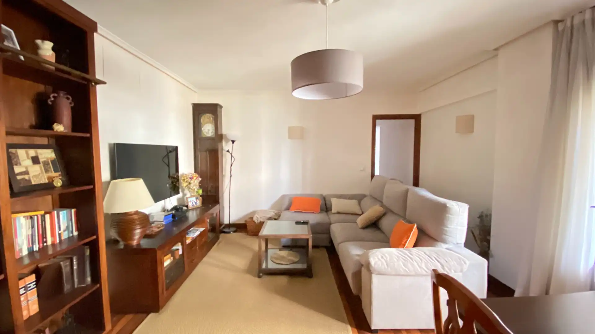 Sala de estar de Piso en venta en Bilbao  con Calefacción, Terraza y Balcón