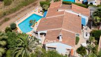 Vista exterior de Casa o xalet en venda en Benitachell / El Poble Nou de Benitatxell amb Terrassa, Piscina i Balcó