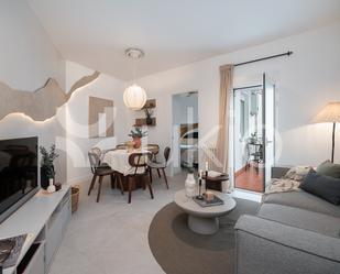Living room of Apartment to rent in  Madrid Capital  with Air Conditioner, Heating and Furnished