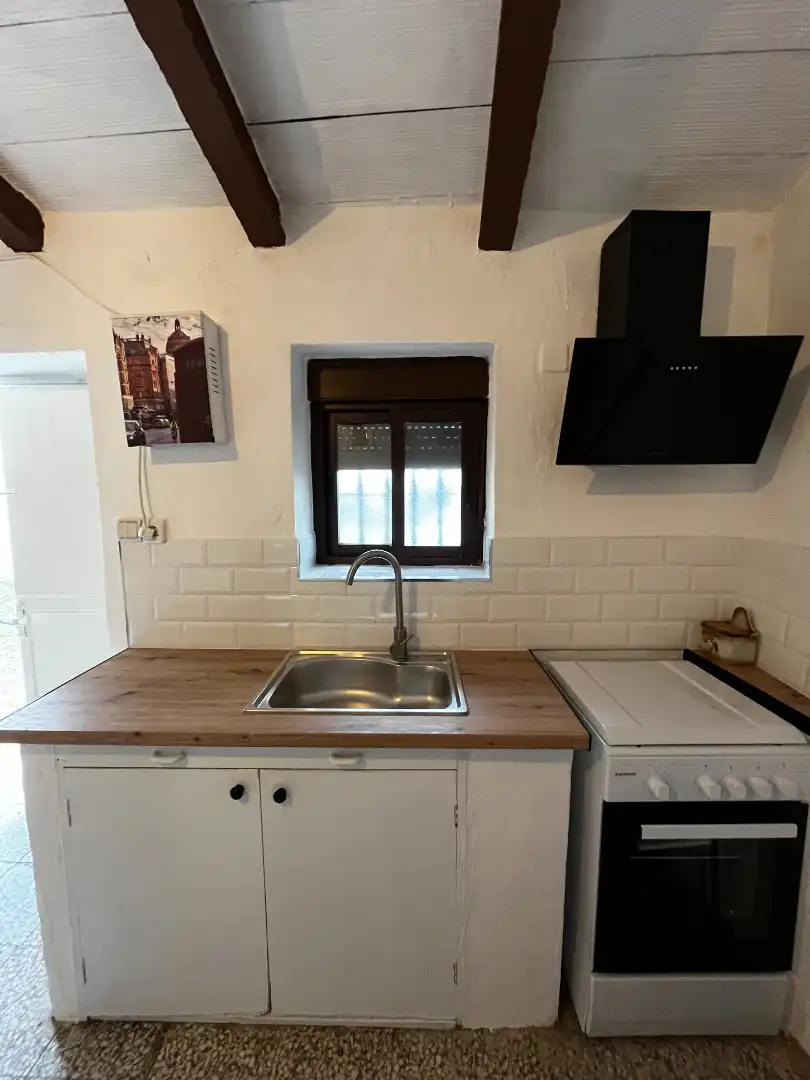 Cuina de Casa o xalet en venda en Sanlúcar de Guadiana amb Aire condicionat, Moblat i Forn