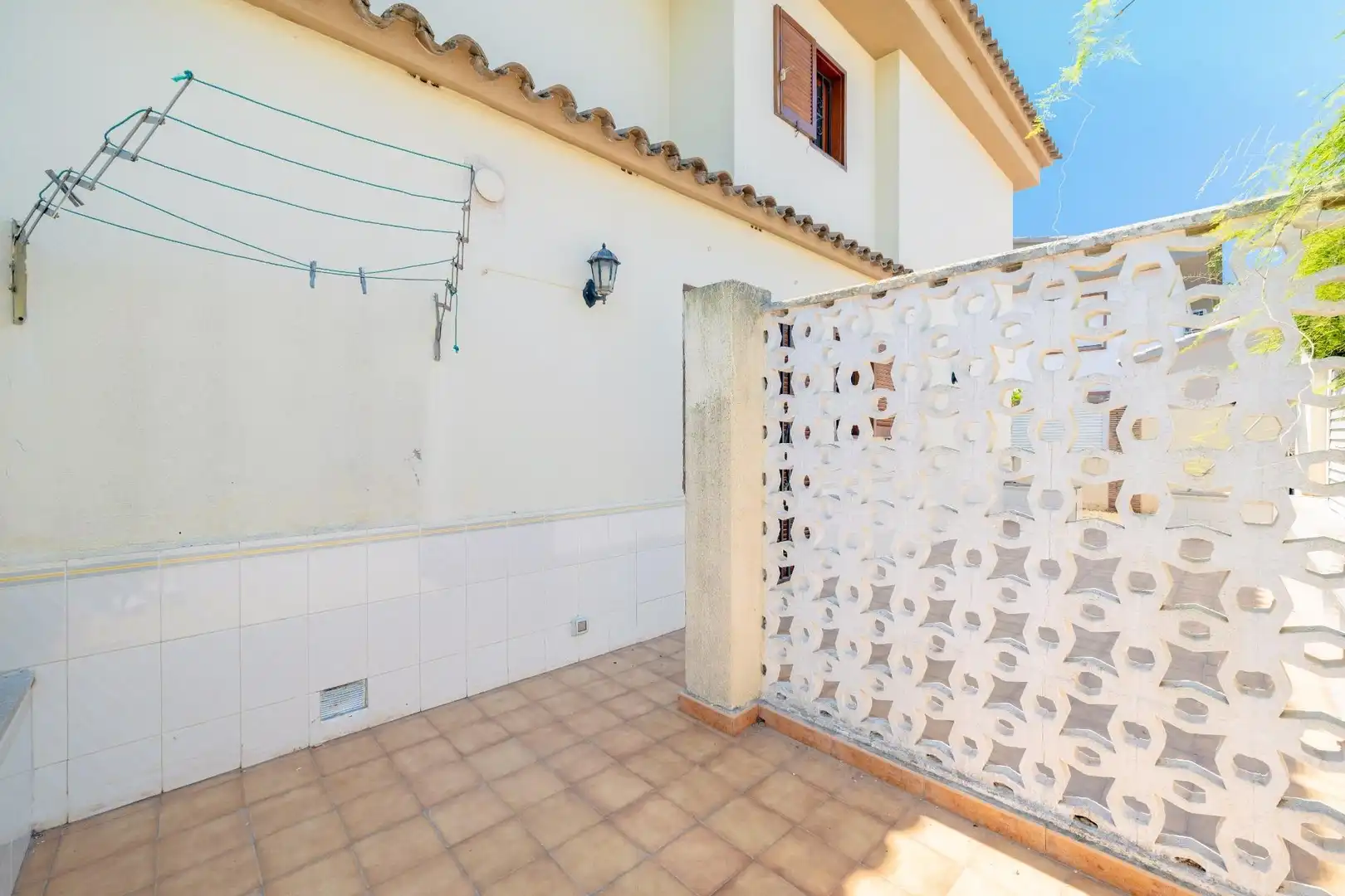 Terrassa de Casa o xalet en venda en Benicasim / Benicàssim amb Balcó i Piscina comunitària