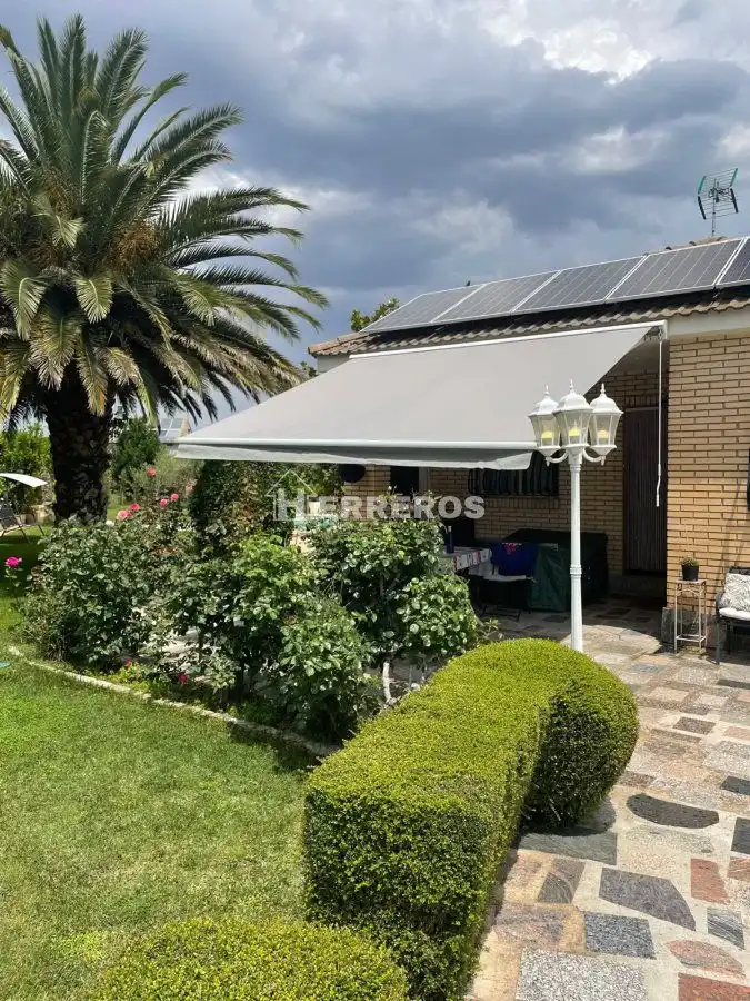 Garden of Houses for sale in Entrena, La Rioja
