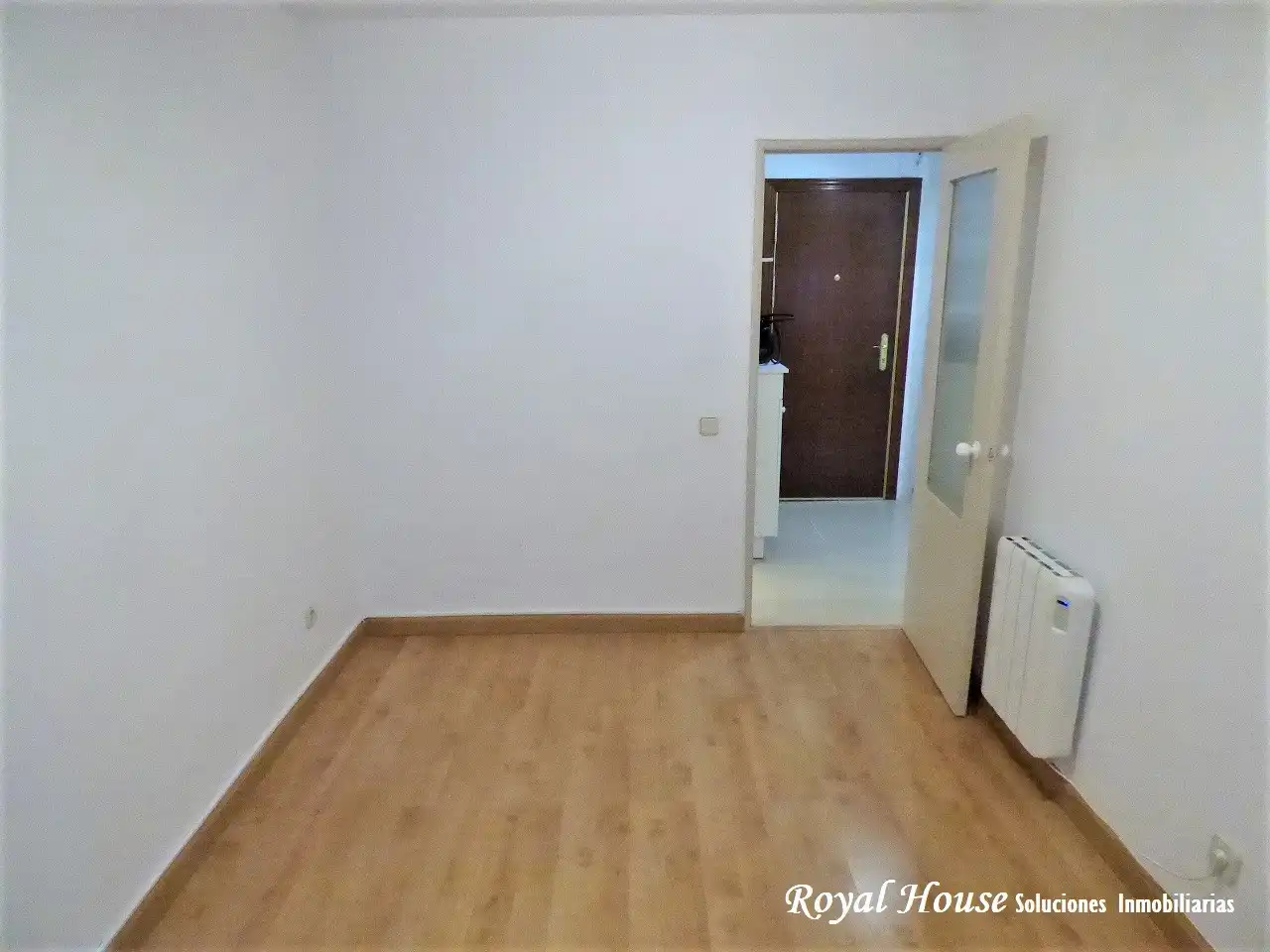 Habitación de Apartamento en venta en Collado Villalba con Calefacción y Piscina comunitaria