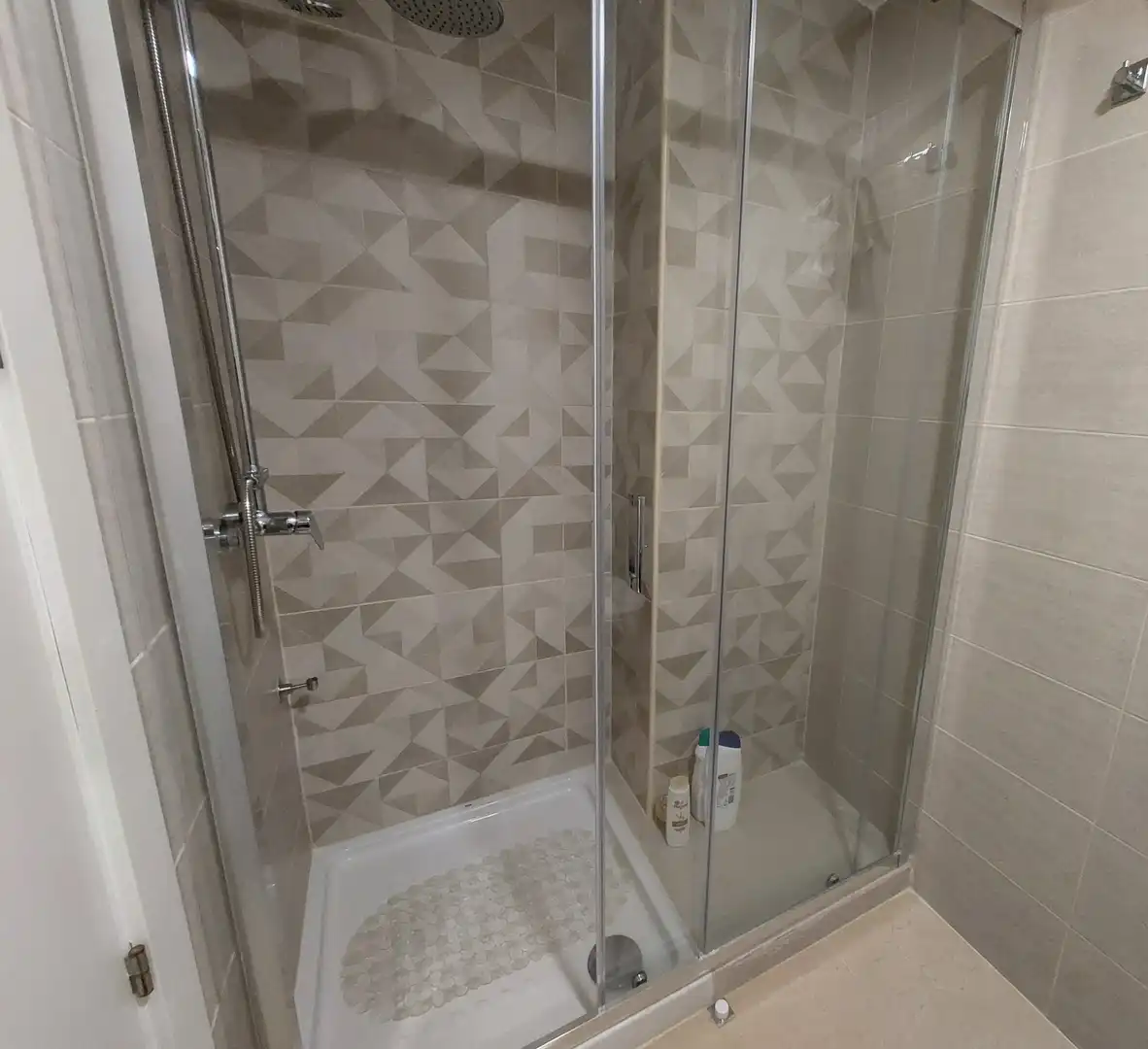 Bathroom of Apartments for rent in Cabanes  with Air Conditioner, Heating and Terrace