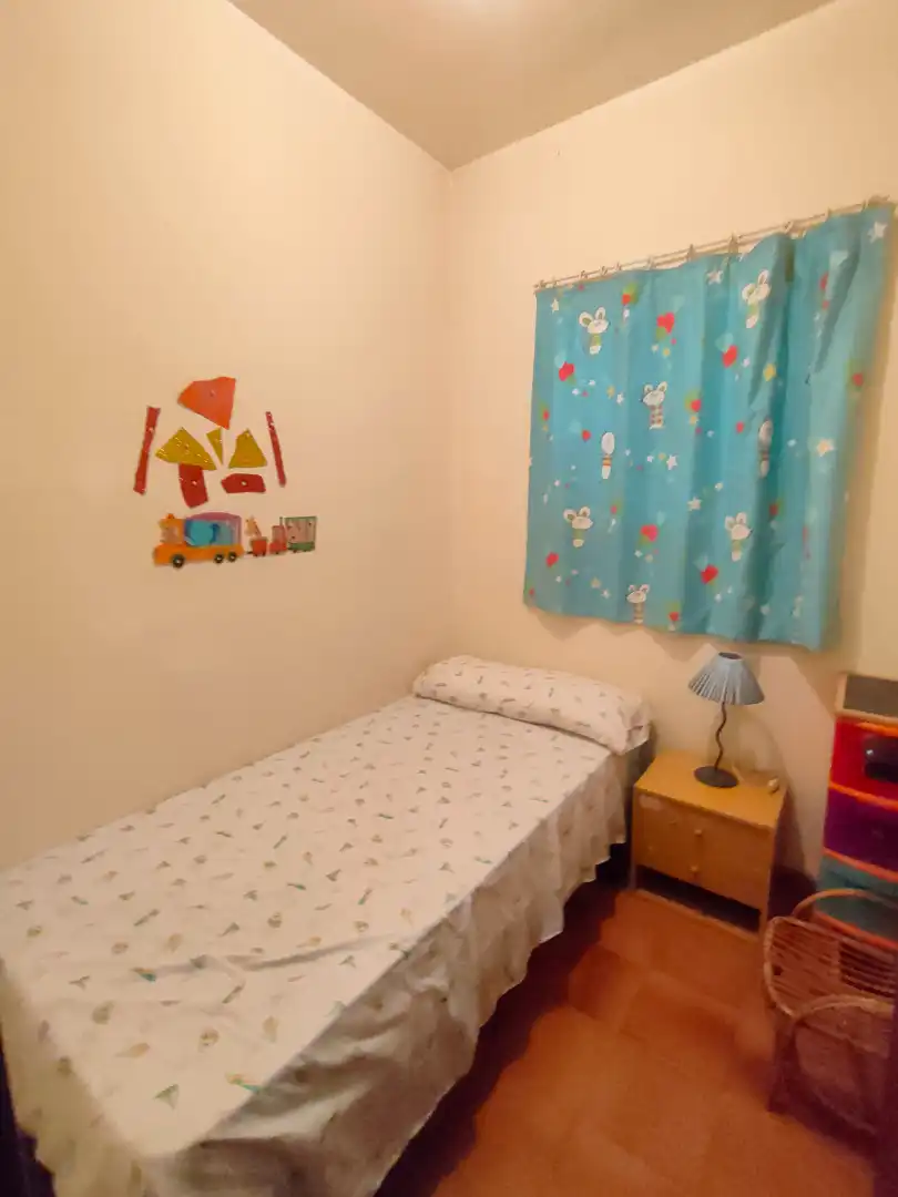 Bedroom of Houses for sale in Godelleta  with Air Conditioner, Private garden and Terrace