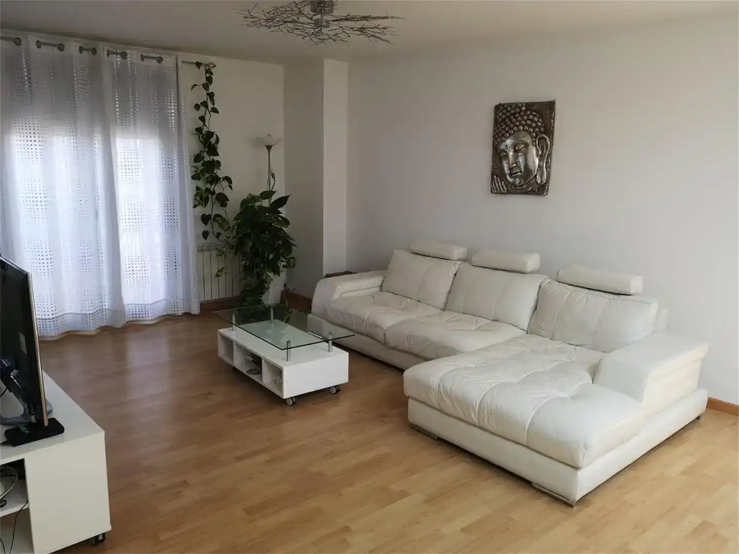 Sala d'estar de Pis en venda en Villaralbo amb Parquet, Traster i Forn