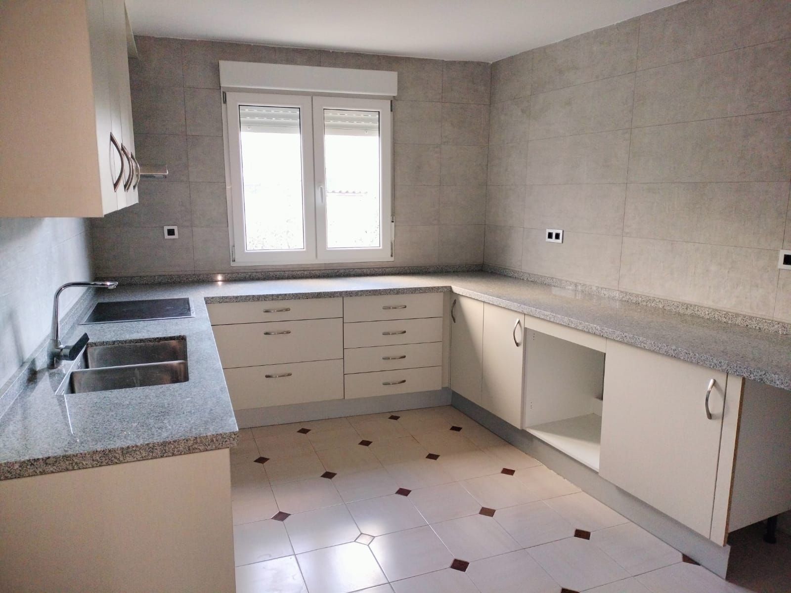 Kitchen of House or chalet to rent in Ogíjares  with Private garden, Terrace and Balcony