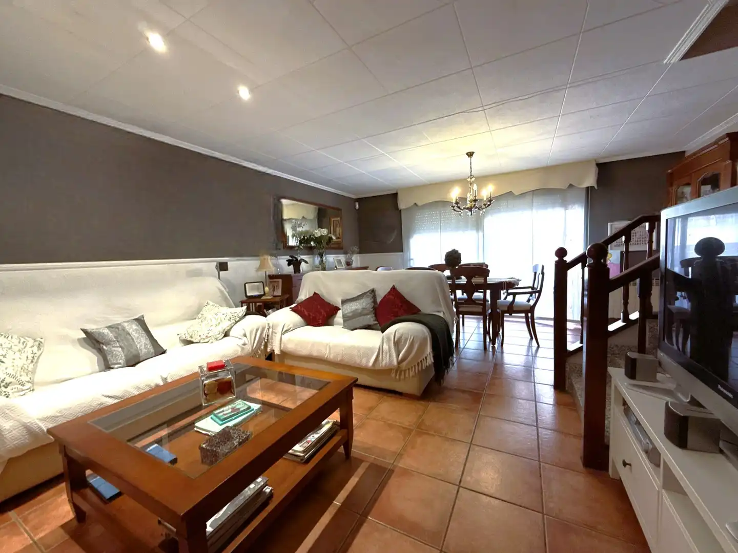 Sala d'estar de Casa adosada en venda en Les Franqueses del Vallès amb Aire condicionat, Calefacció i Parquet