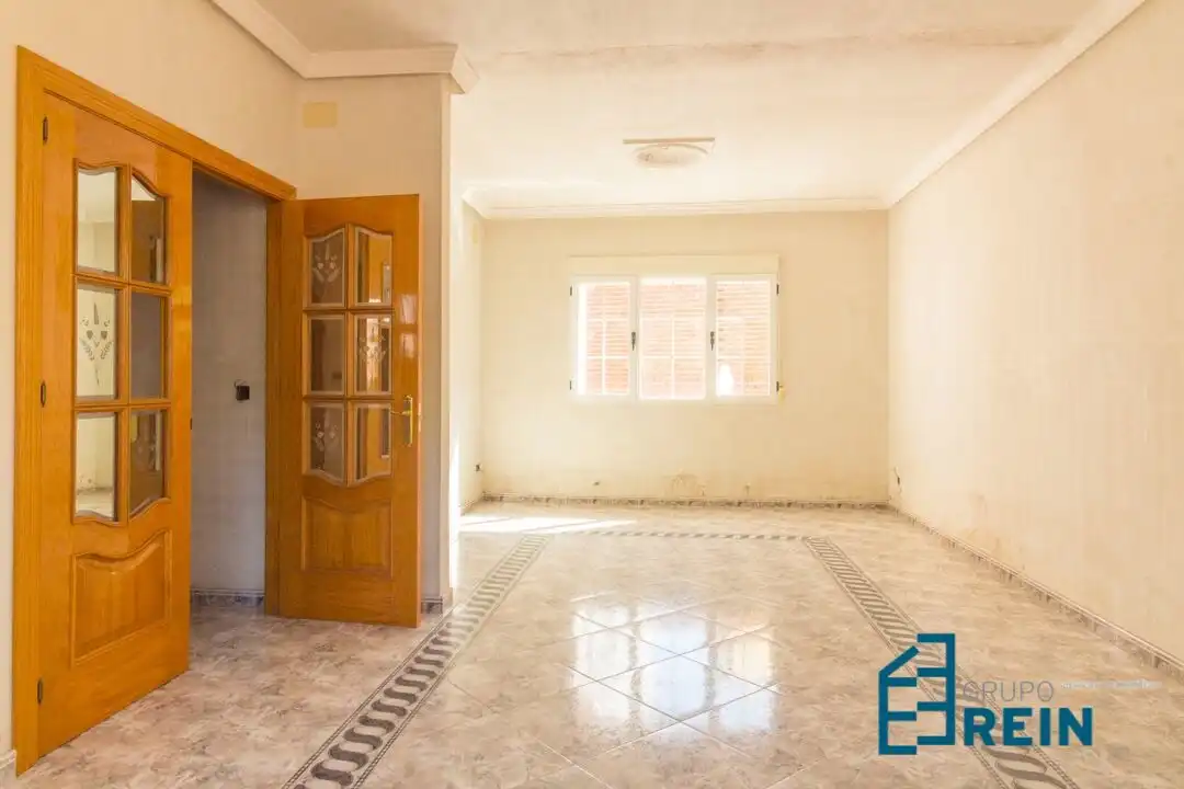 Chalet con jardín en venta en LARGO CABALLERO 1, imagen 34