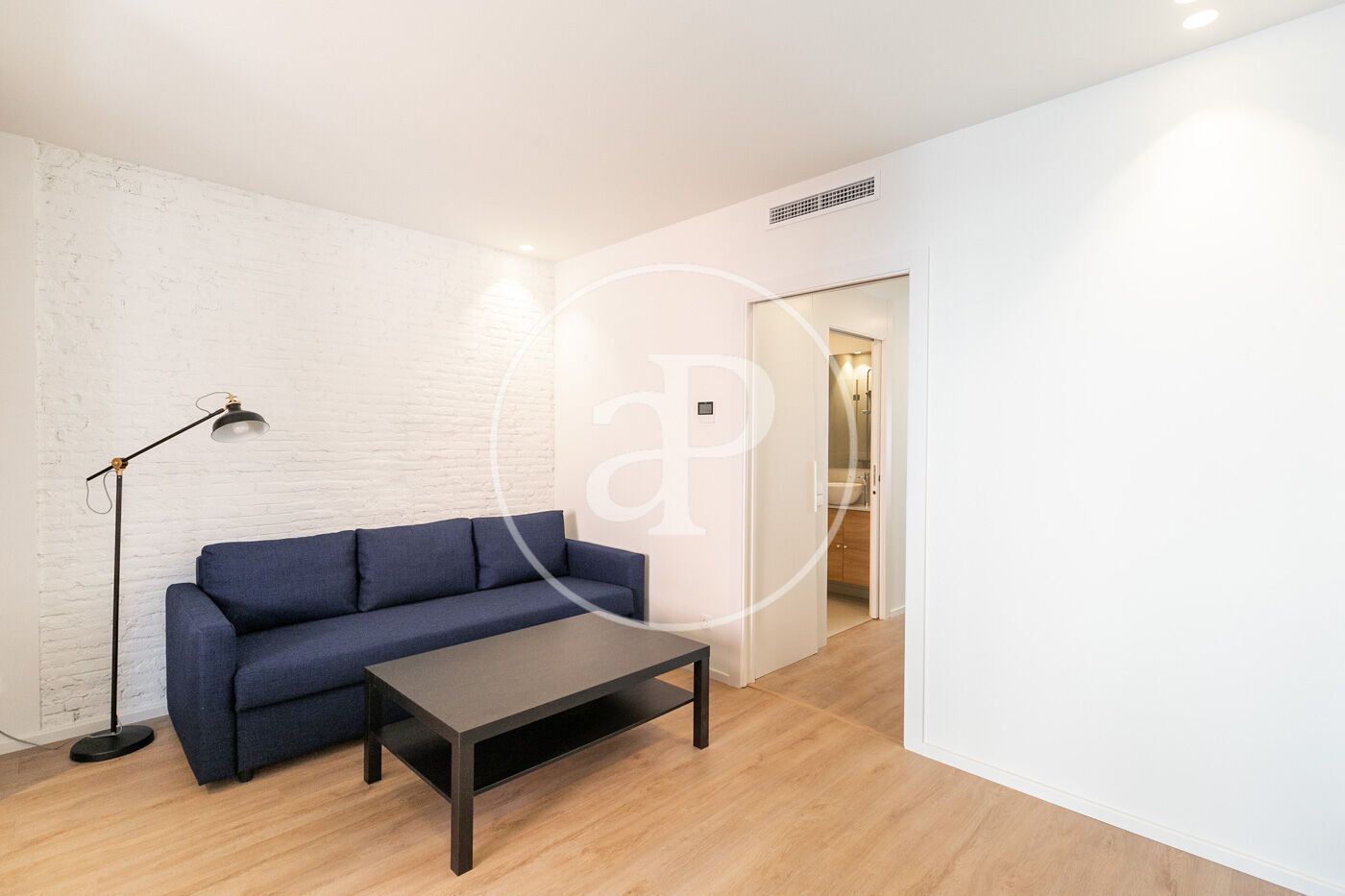 Living room of Flat to rent in  Barcelona Capital  with Air Conditioner, Heating and Terrace