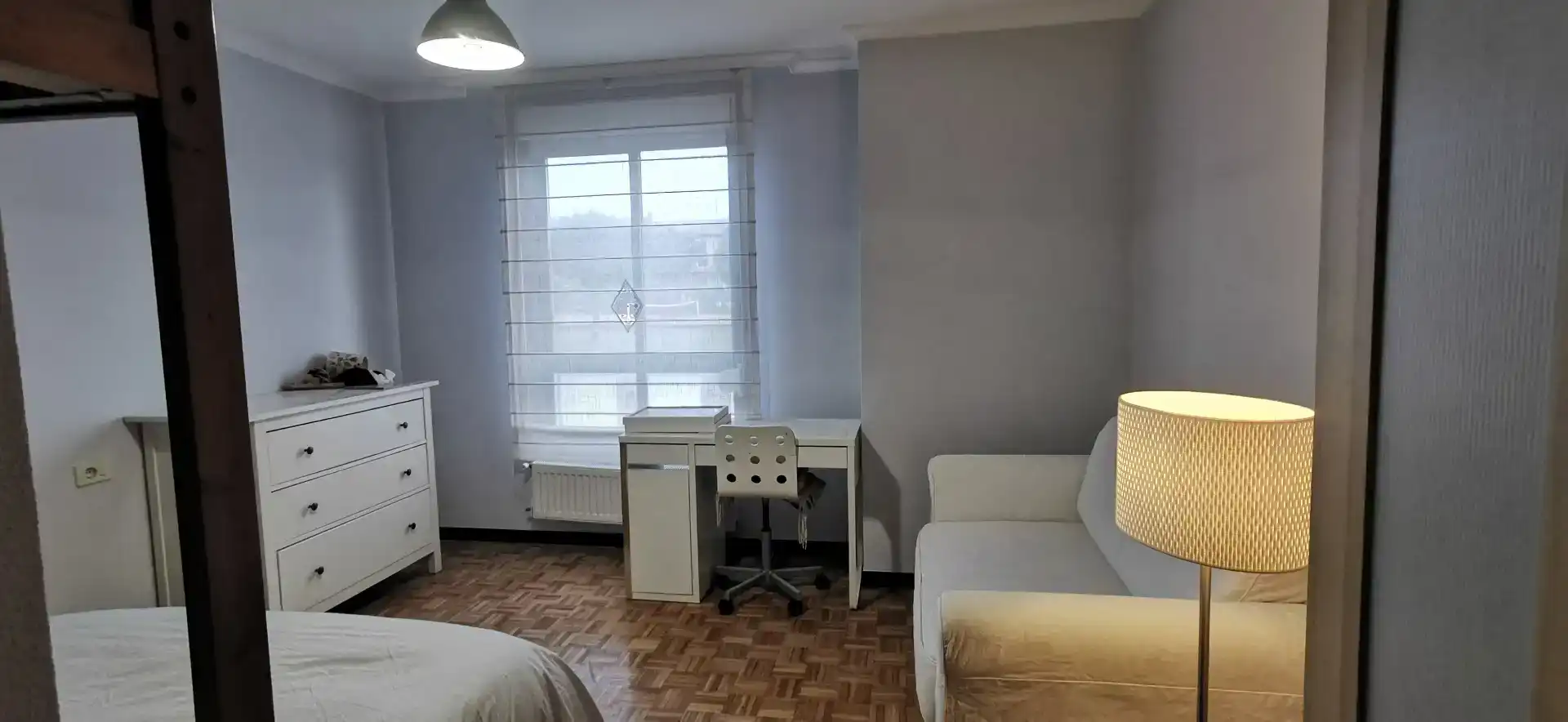 Dormitori de Casa o xalet en venda en Oroso amb Jardí privat, Parquet i Forn