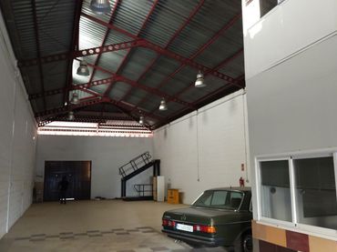 Capannone industriale in vendita a Cerro - Amate