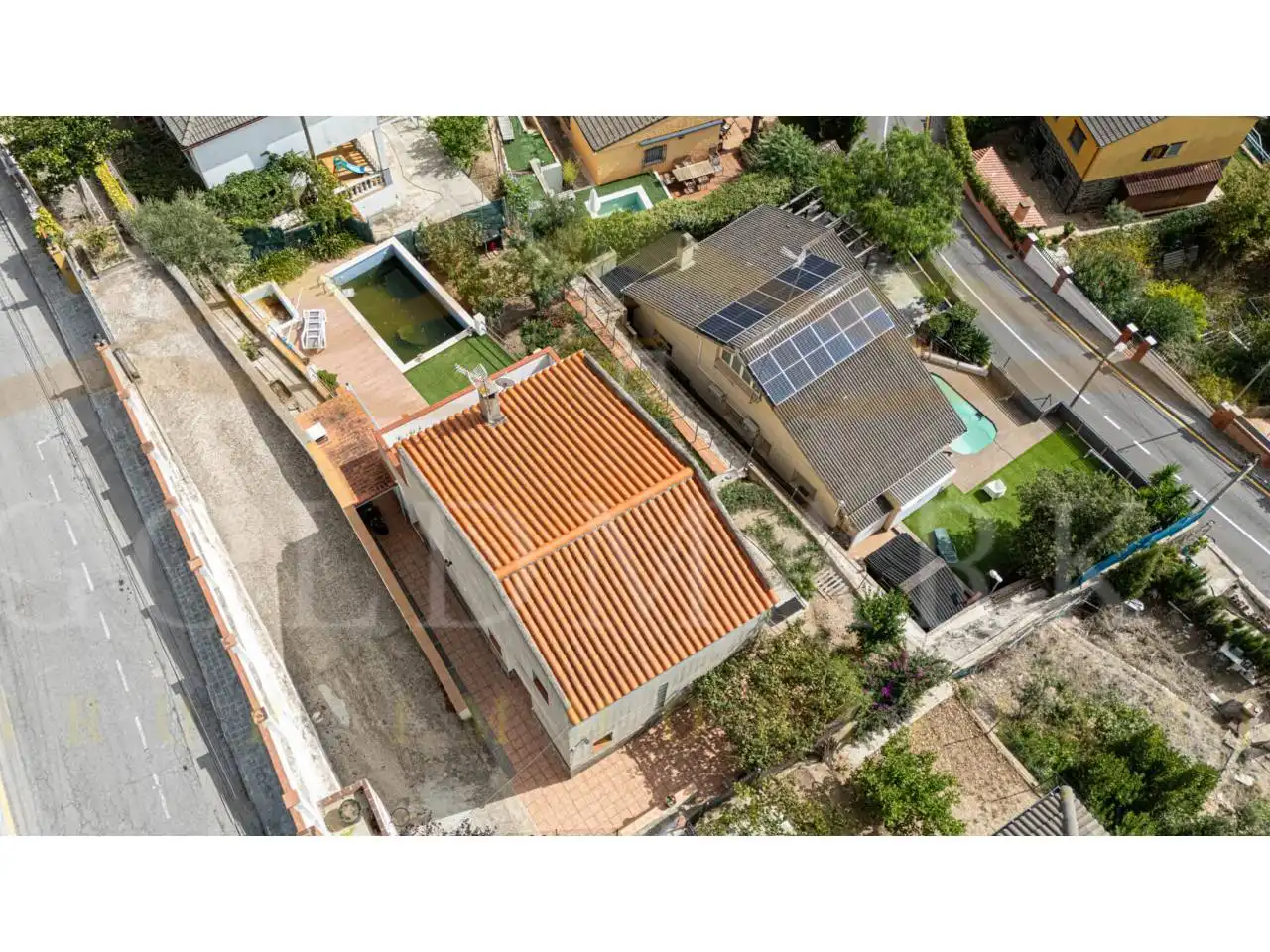 Vista exterior de Casa o chalet en venta en Corbera de Llobregat con Aire acondicionado, Calefacción y Jardín privado