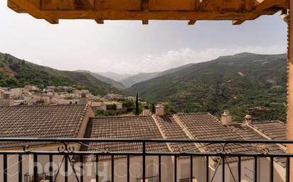 Vista exterior de Àtic en venda en Güejar Sierra amb Aire condicionat, Terrassa i Traster