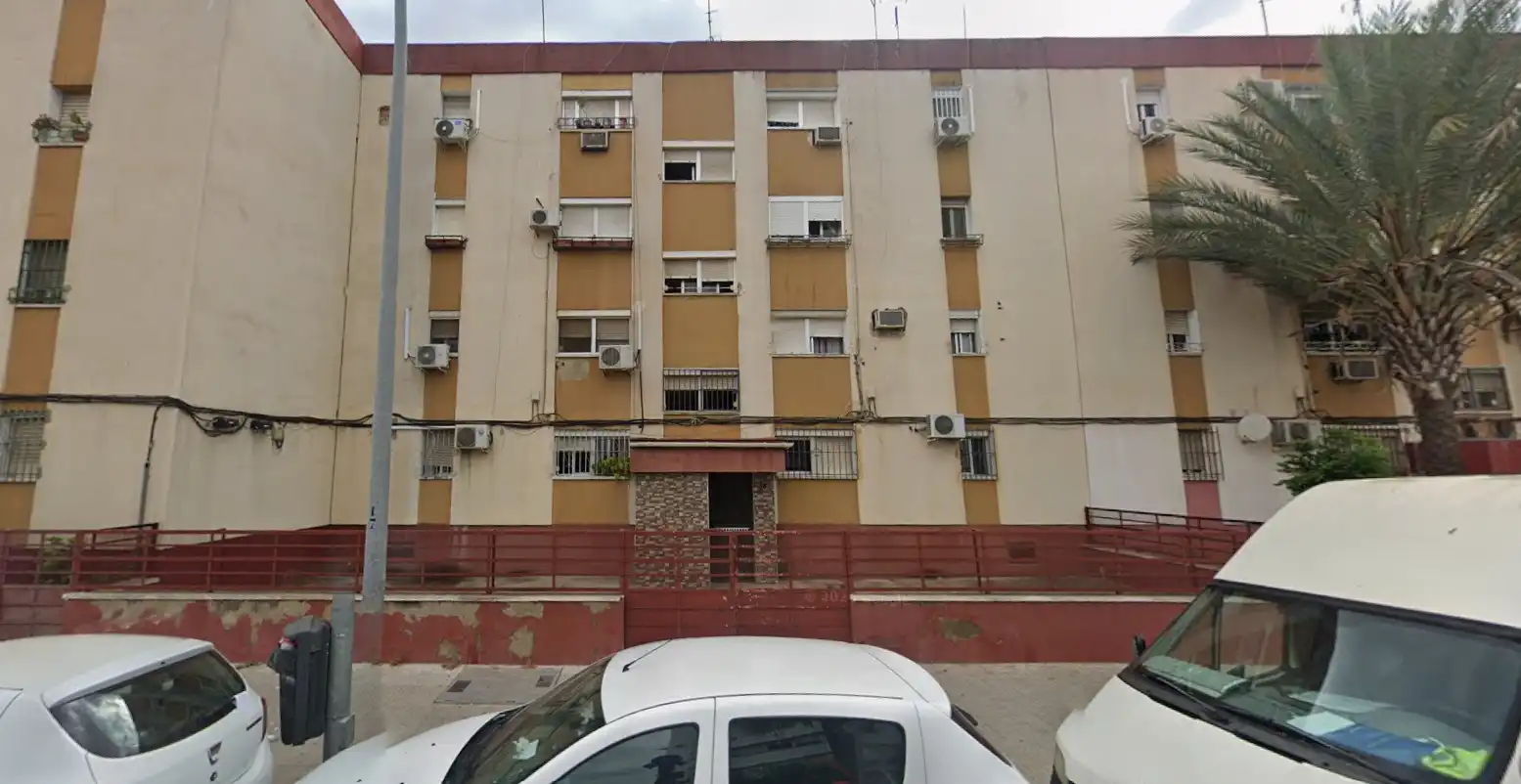 Piso en venta en CAZALLA DE LA SIERRA